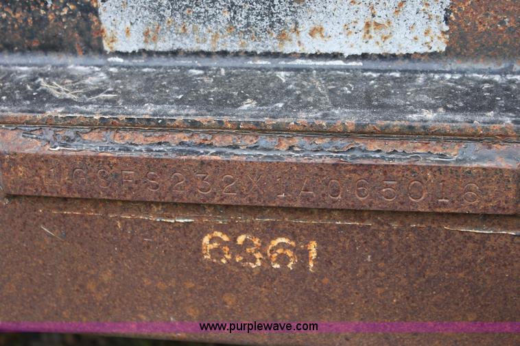 image for item D7680 2001 Trail Max tandem axle trailer