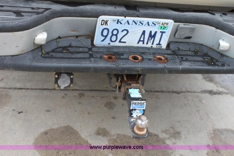 image for item D7686 2000 Chevrolet Silverado K1500 pickup truck