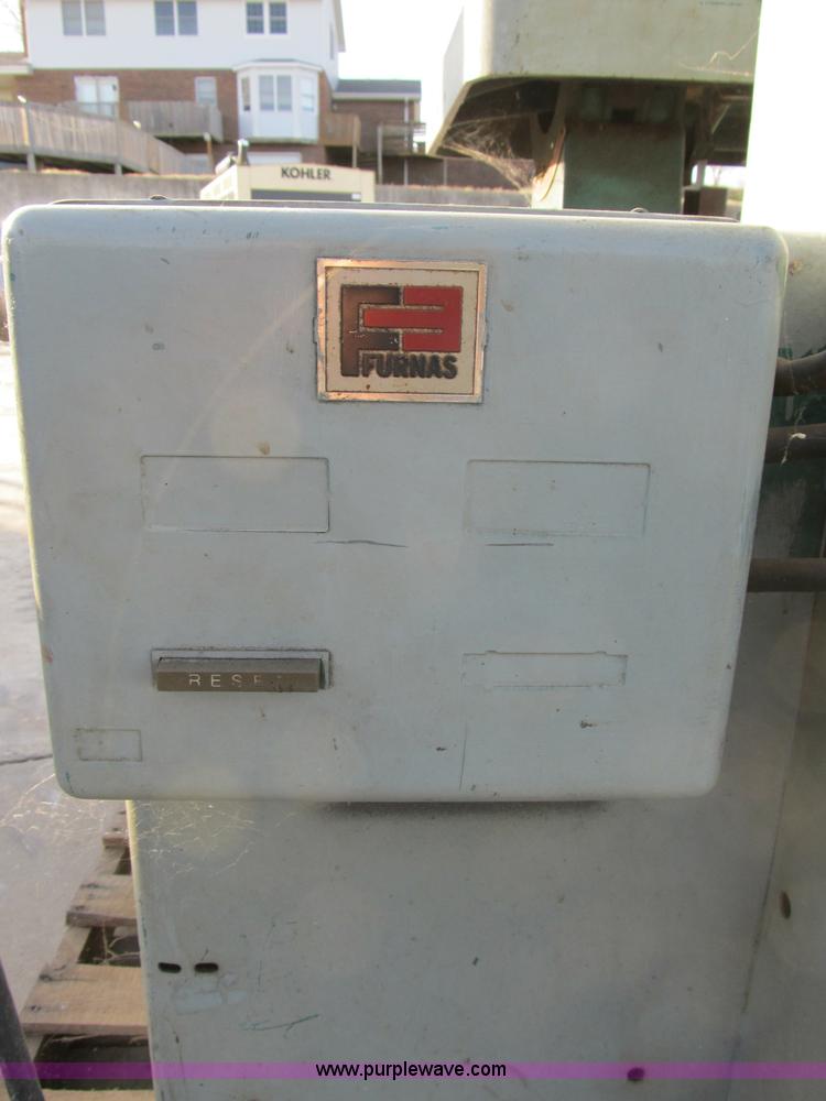 image for item D9320 Powermatic Band saw with blade welder