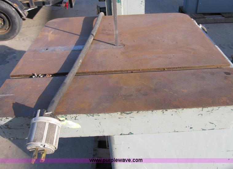 image for item D9320 Powermatic Band saw with blade welder