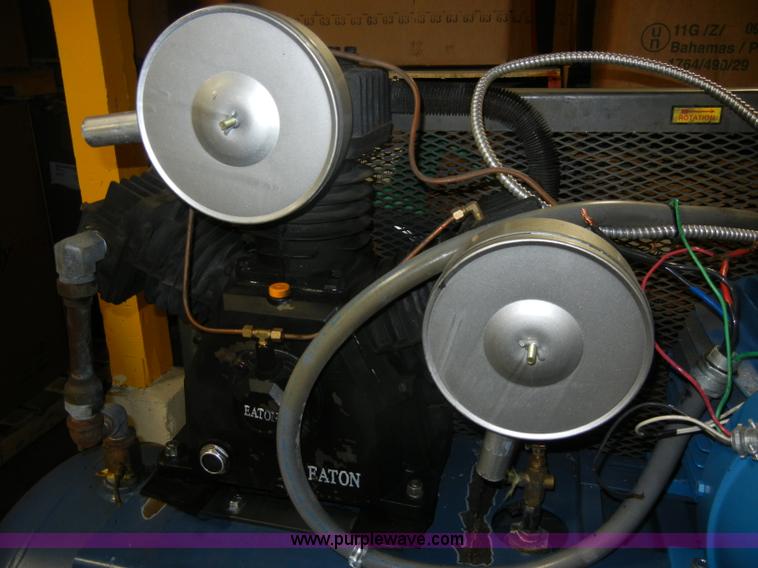image for item K9000 2004 Eaton air compressor