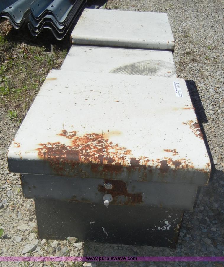 image for item K9011 Truck toolbox