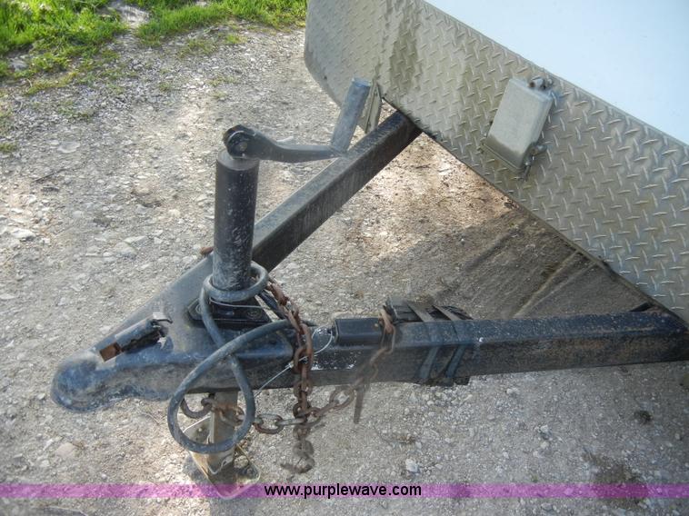 image for item K9068 2005 Continental Cargo Express 14' enclosed trailer