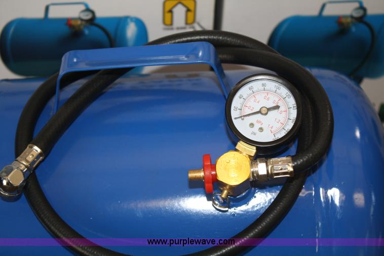 image for item L9362 (20) Ram Tools portable air tanks