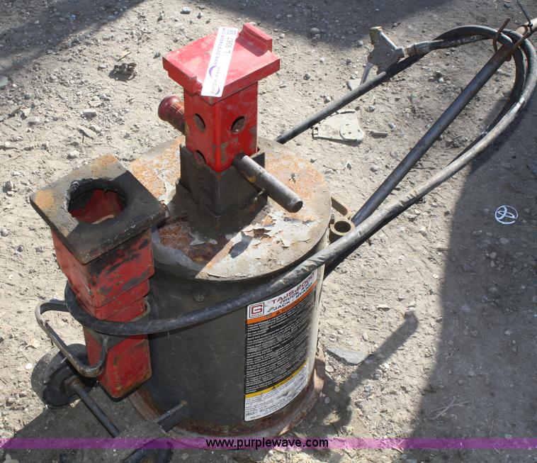 image for item L9367 Gray TAJS-2000 air jack