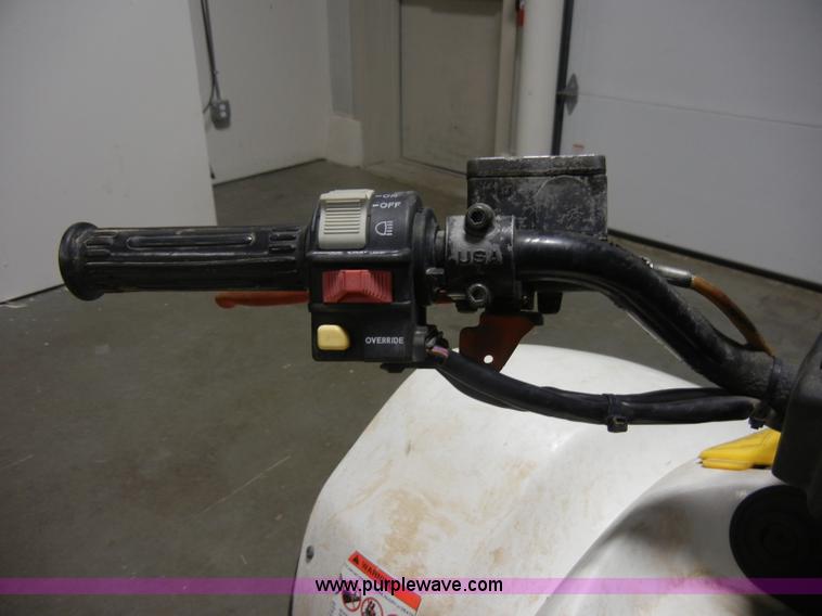 image for item N9749 2001 Polaris Trailblazer 250 ATV