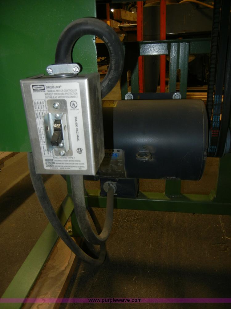 image for item S9491 Rippit pallet notcher