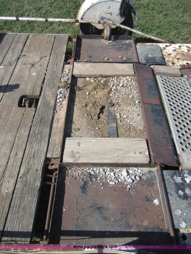 image for item V9047 Tilt bed trailer