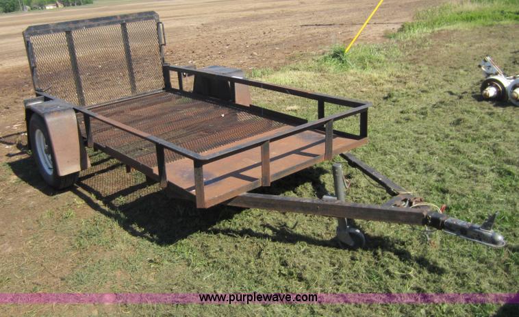 image for item V9048 Utility trailer