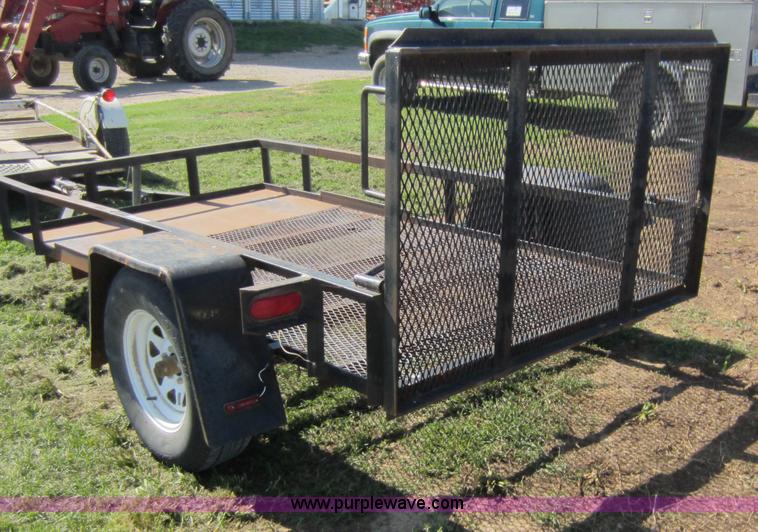 image for item V9048 Utility trailer