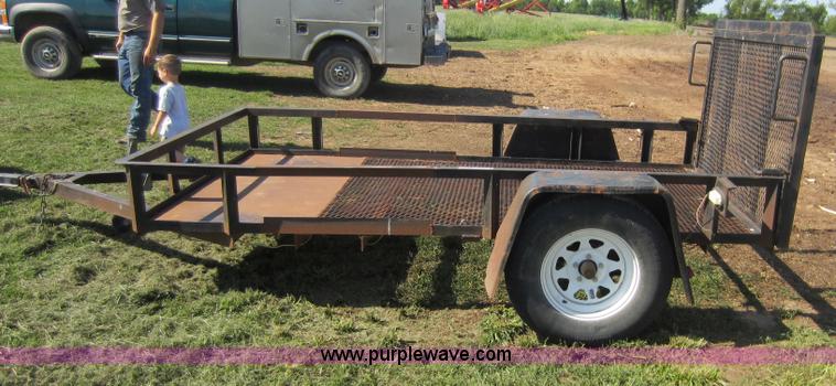 image for item V9048 Utility trailer