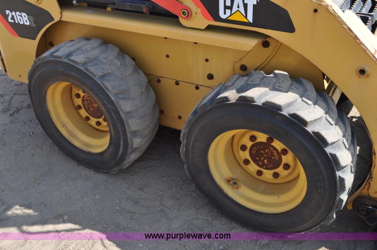 image for item A5874 2008 Caterpillar 216B II skid steer