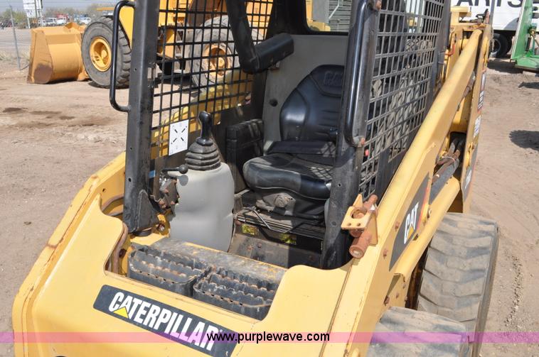 image for item A5874 2008 Caterpillar 216B II skid steer