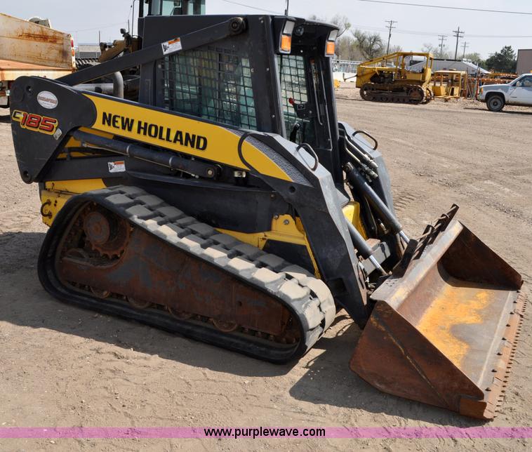 image for item A5875 2007 New Holland C185 skid steer