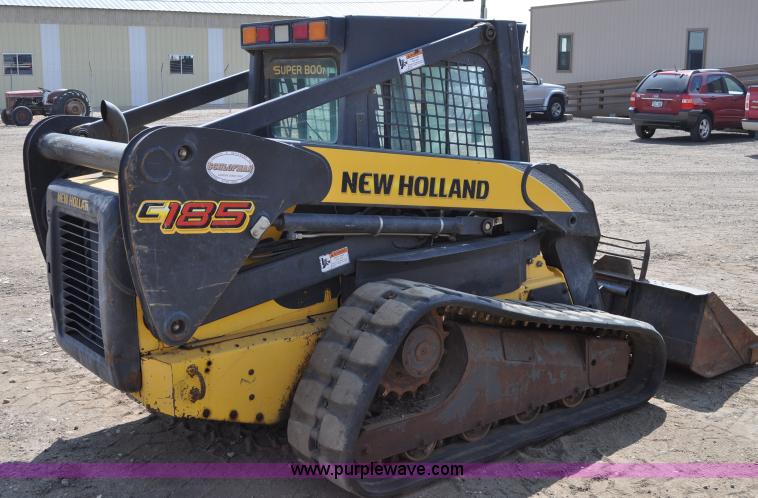 image for item A5875 2007 New Holland C185 skid steer