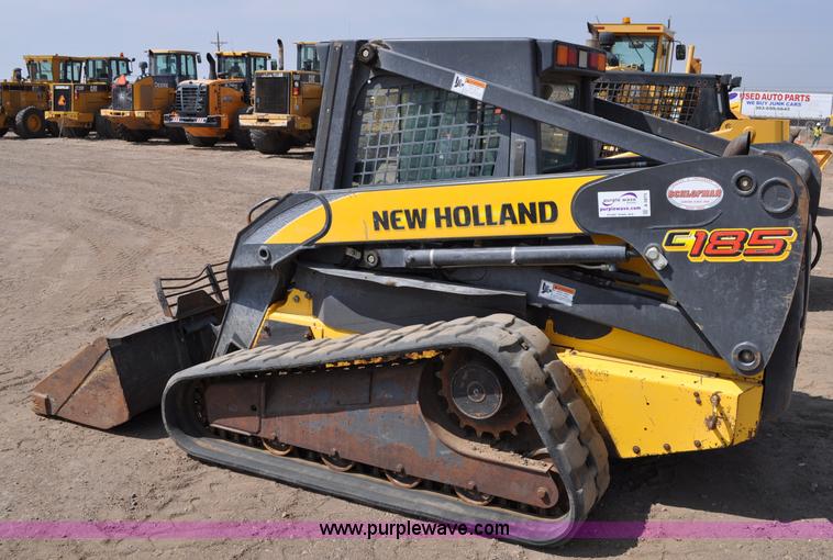 image for item A5875 2007 New Holland C185 skid steer