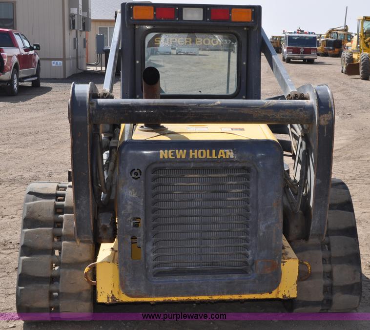 image for item A5875 2007 New Holland C185 skid steer