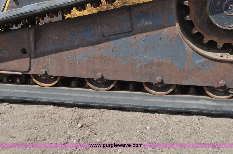 image for item A5875 2007 New Holland C185 skid steer