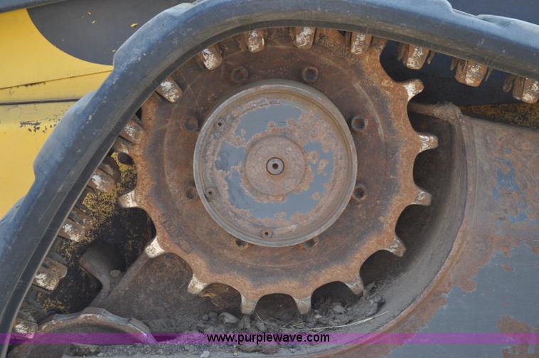 image for item A5875 2007 New Holland C185 skid steer