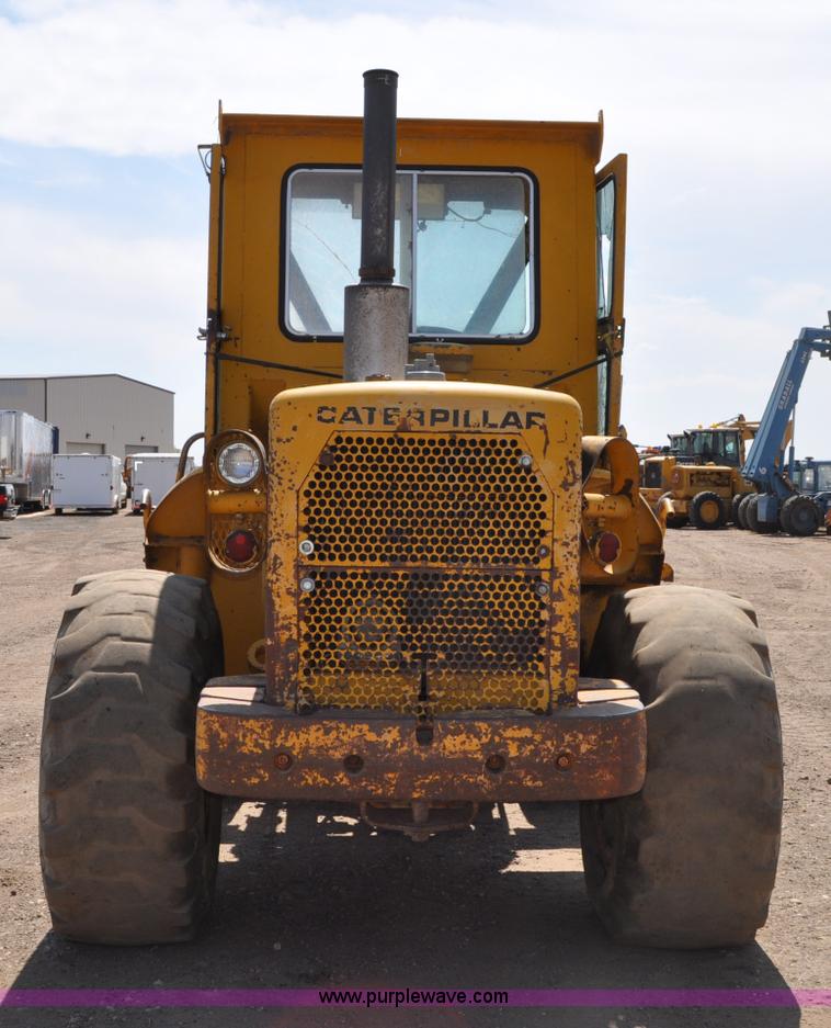 image for item A5876 1971 Caterpillar 950 wheel loader