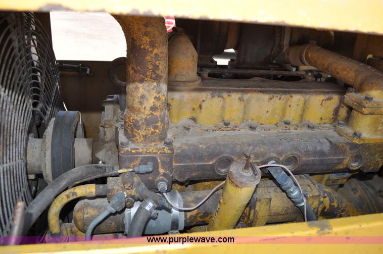 image for item A5876 1971 Caterpillar 950 wheel loader