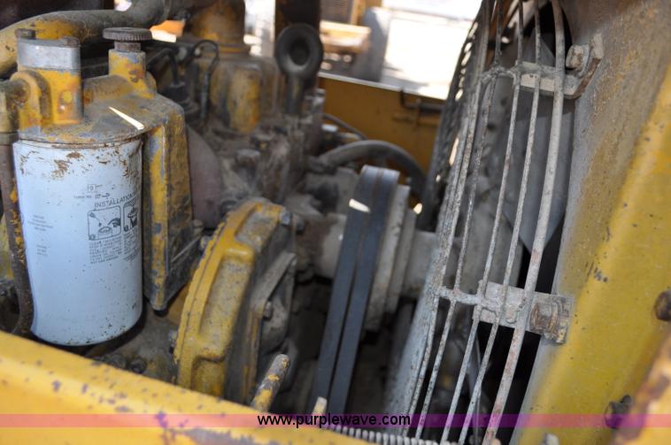 image for item A5876 1971 Caterpillar 950 wheel loader