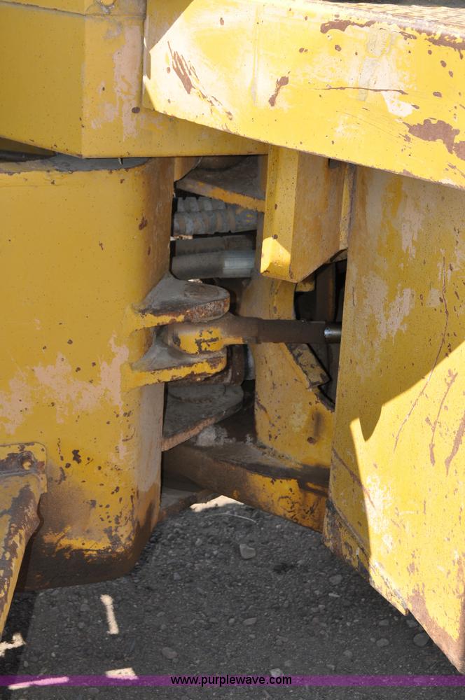 image for item A5876 1971 Caterpillar 950 wheel loader