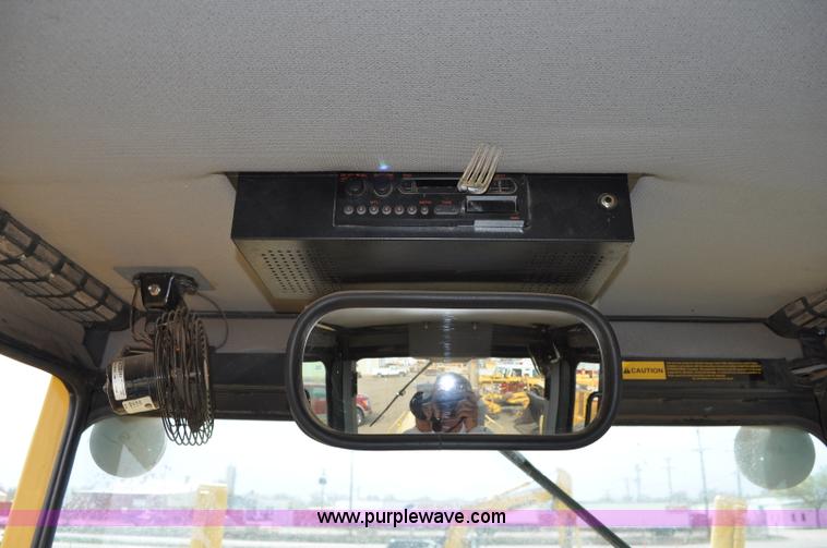 image for item A5877 2002 Galion 850C motor grader