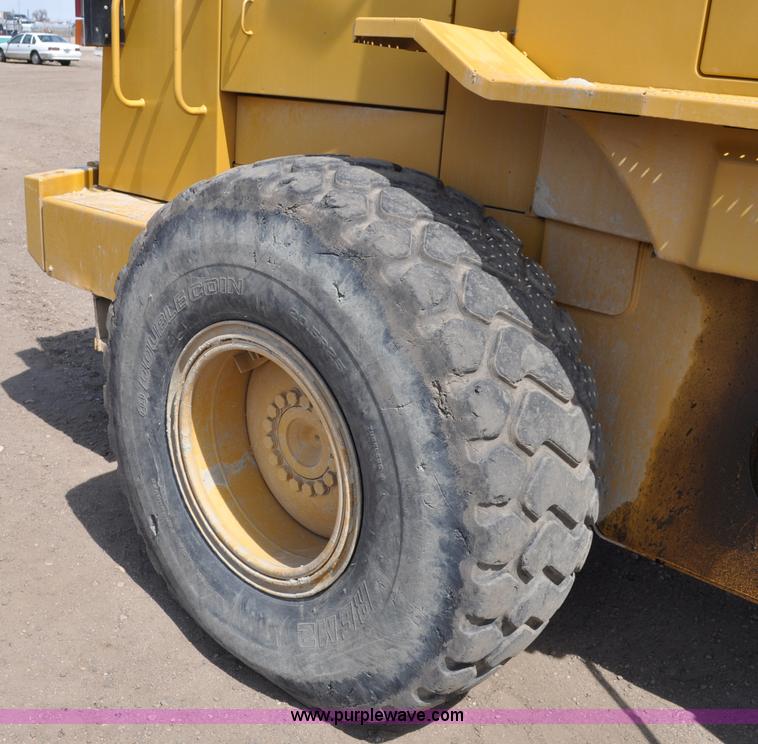 image for item A5878 1996 Caterpillar IT28F wheel loader