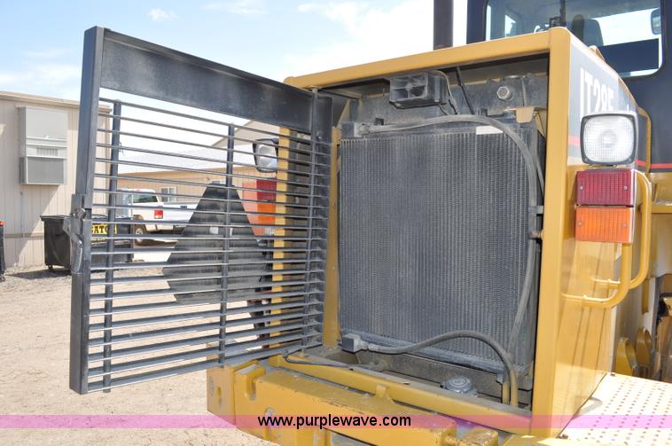 image for item A5878 1996 Caterpillar IT28F wheel loader