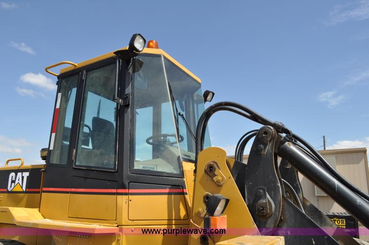 image for item A5878 1996 Caterpillar IT28F wheel loader