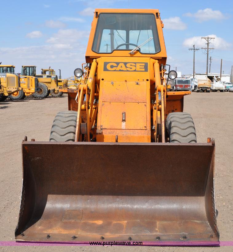 image for item A5879 1981 Case W14H wheel loader