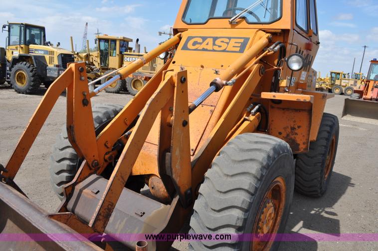 image for item A5879 1981 Case W14H wheel loader