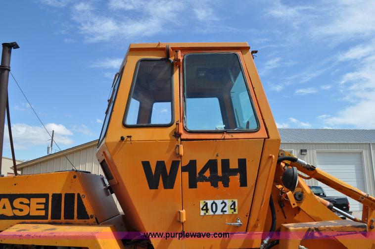 image for item A5879 1981 Case W14H wheel loader