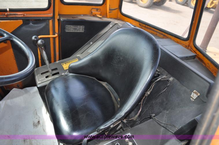 image for item A5879 1981 Case W14H wheel loader