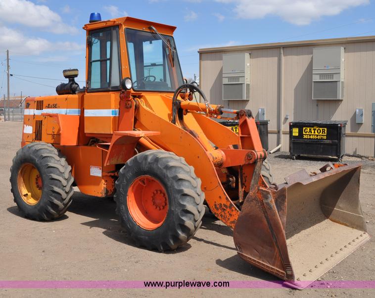 image for item A5880 1985 Dresser 510B wheel loader