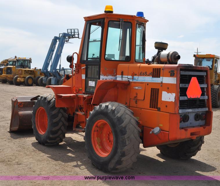 image for item A5880 1985 Dresser 510B wheel loader