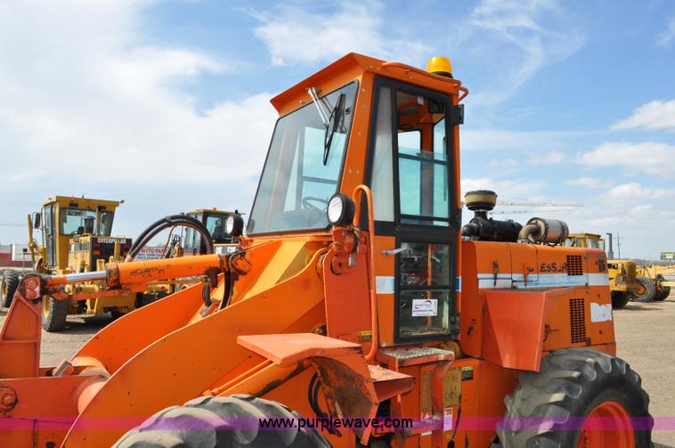 image for item A5880 1985 Dresser 510B wheel loader