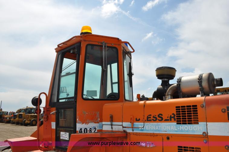 image for item A5880 1985 Dresser 510B wheel loader