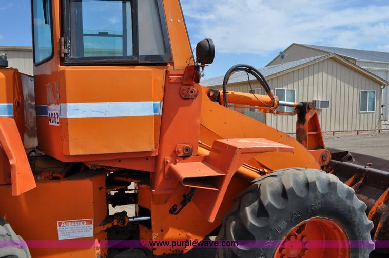 image for item A5880 1985 Dresser 510B wheel loader