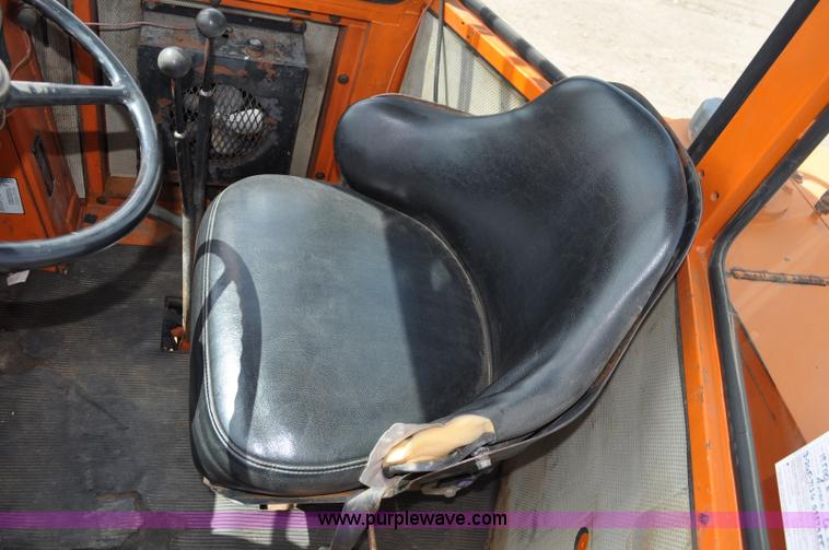 image for item A5880 1985 Dresser 510B wheel loader