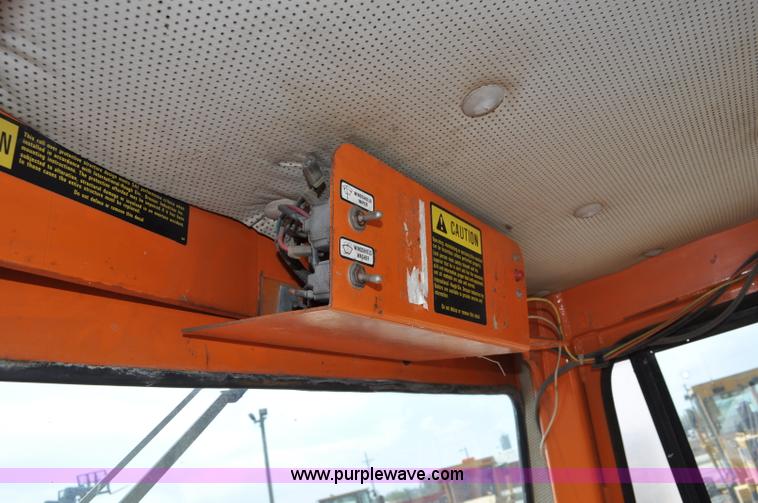 image for item A5880 1985 Dresser 510B wheel loader