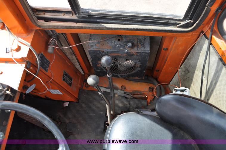 image for item A5880 1985 Dresser 510B wheel loader