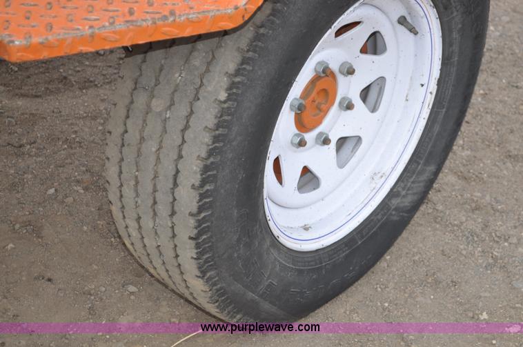 image for item A5881 2007 Broce RCT350 broom