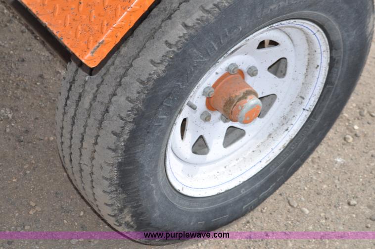 image for item A5881 2007 Broce RCT350 broom