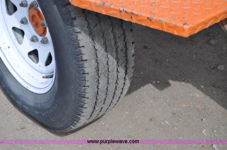 image for item A5881 2007 Broce RCT350 broom