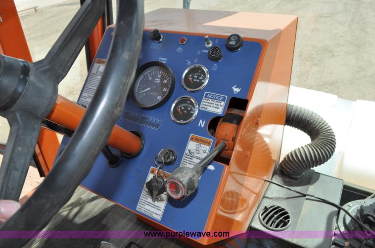 image for item A5881 2007 Broce RCT350 broom