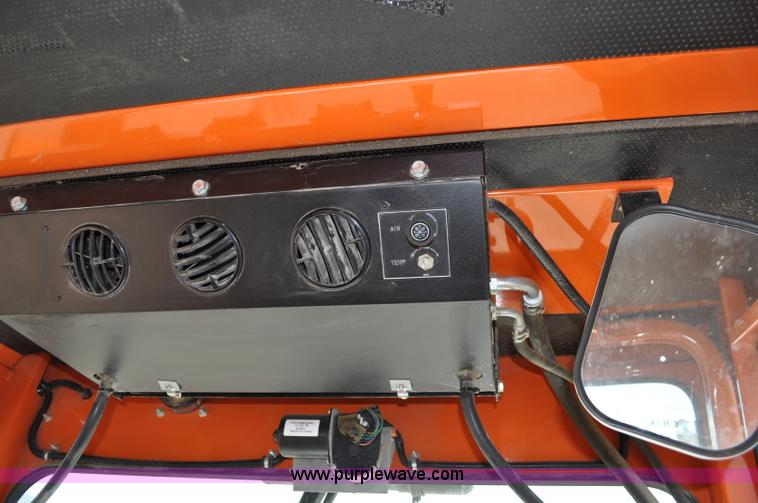 image for item A5881 2007 Broce RCT350 broom