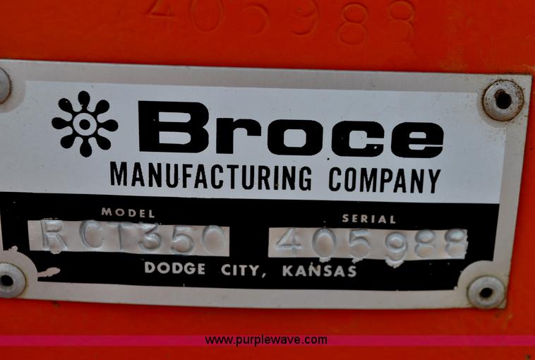 image for item A5881 2007 Broce RCT350 broom