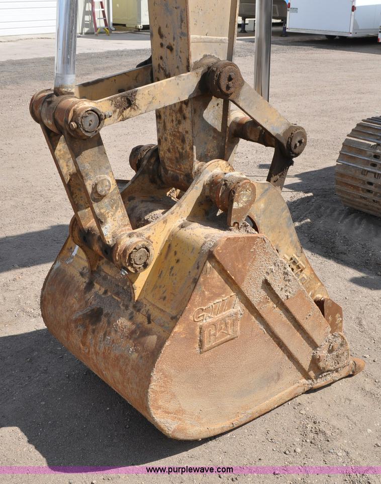 image for item A5883 2001 Caterpillar 312CL excavator